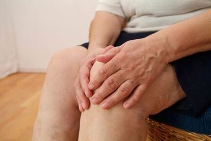 біль в коліні при артриті і артрозі