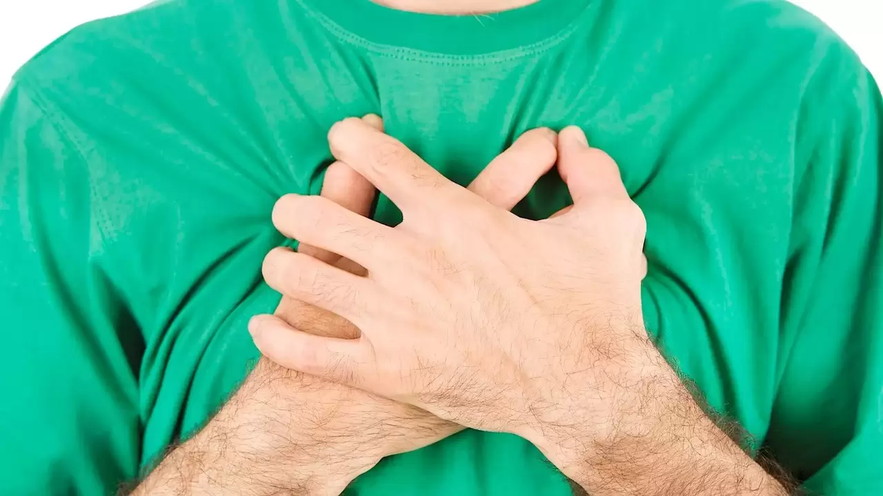 біль у грудях при остеохондрозі